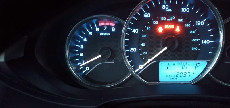 Toyota Corolla • 2014 • 120,000 km 2