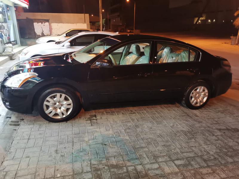 Nissan Altima • 2012 • 265,000 km 6