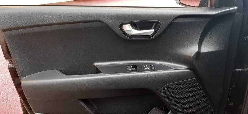 Kia Rio • 2018 • 130,000 km 3