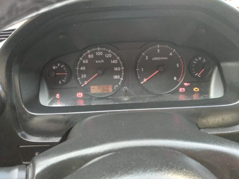 Nissan Urvan • 2008 • 225,984 km 3