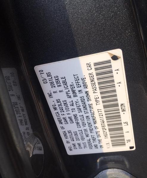 Honda Accord • 2010 • 70,000 km 4