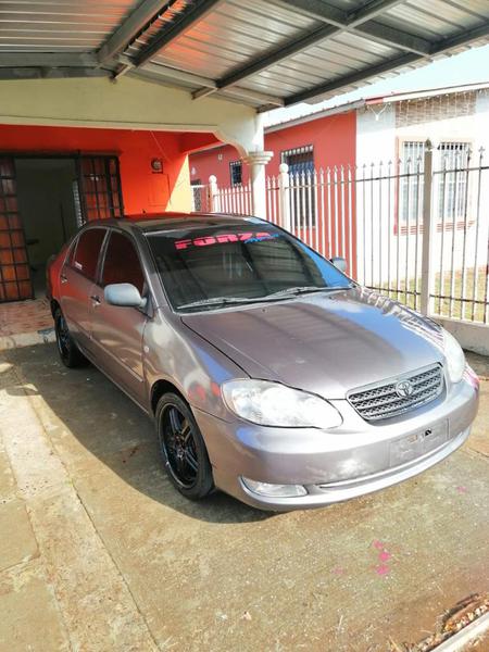 Toyota Corolla • 2005 • 200,000 km 1