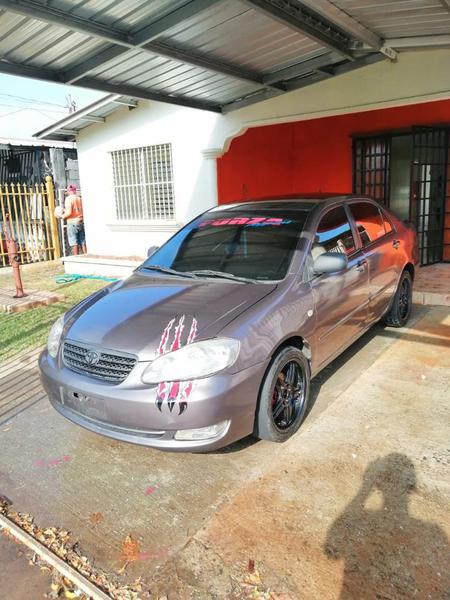 Toyota Corolla • 2005 • 200,000 km 5