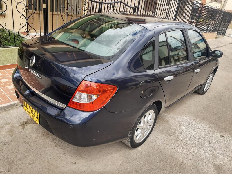 Renault Symbol • 2010 • 104,000 km 8