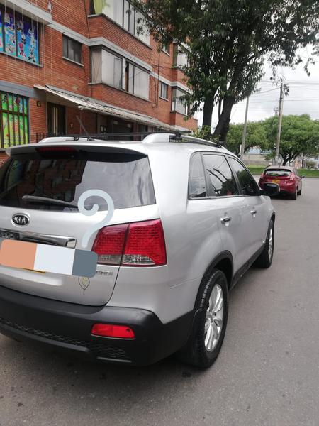 Kia Sorento • 2011 • 196,000 km 10