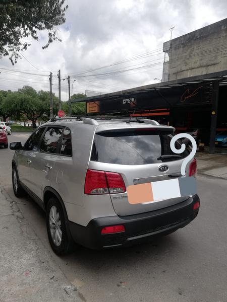Kia Sorento • 2011 • 196,000 km 9