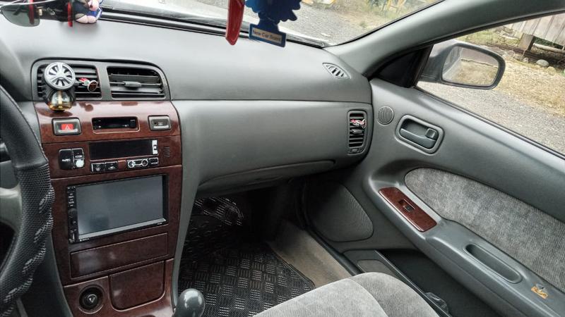 Nissan Maxima • 1998 • 175,000 km 8