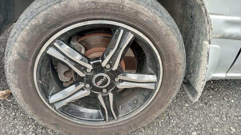 Nissan Maxima • 1998 • 175,000 km 17