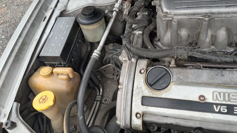 Nissan Maxima • 1998 • 175,000 km 10