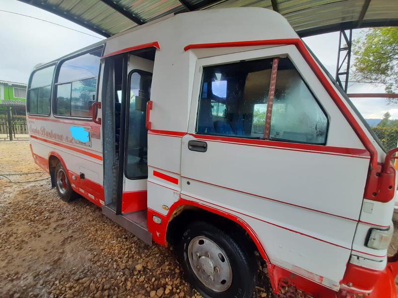 Daihatsu Delta • 2000 • 150,000 km 1