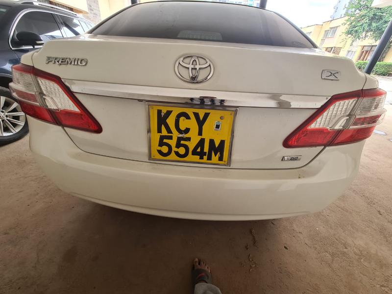 Toyota 4 Runner Limited • 2013 • 20,000 km 1
