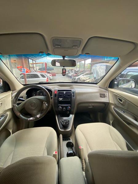 Hyundai Tucson • 2007 • 220,505 km 9