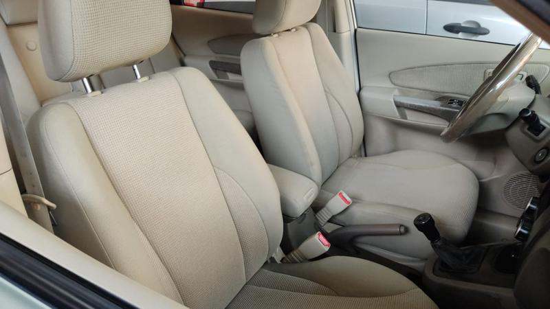 Hyundai Tucson • 2007 • 220,505 km 7