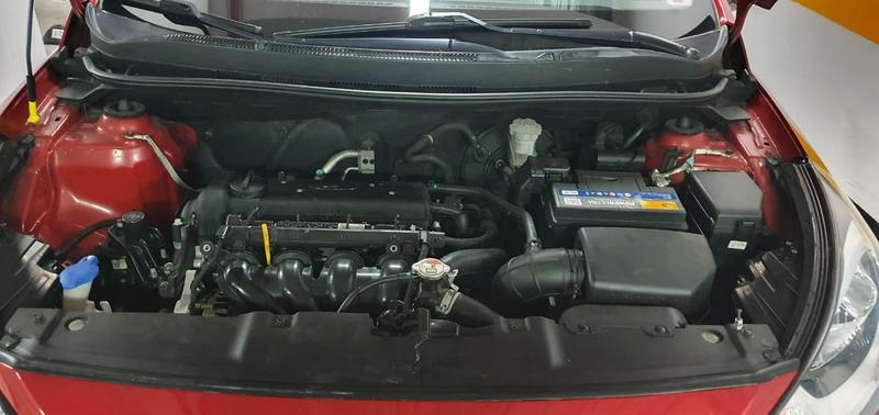 Hyundai Accent • 2015 • 50,700 km 4