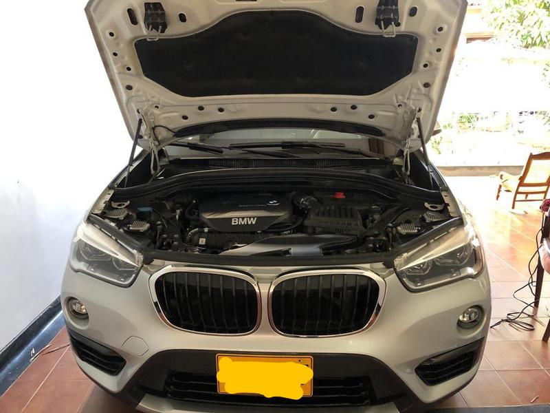 BMW X1 • 2017 • 33,000 km 2