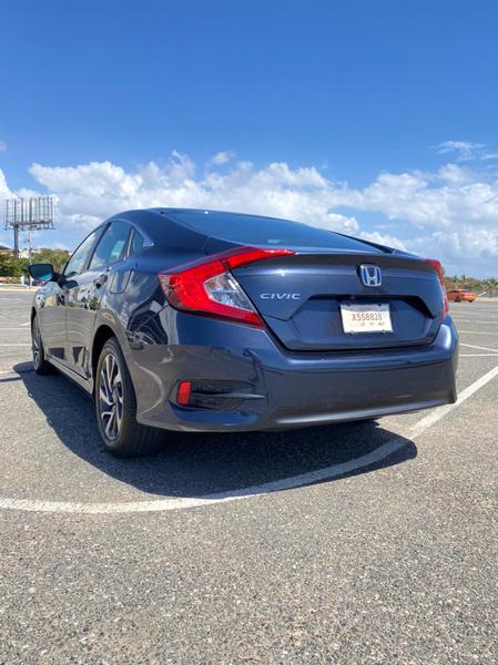 Honda Civic • 2016 • 240,000 km 2