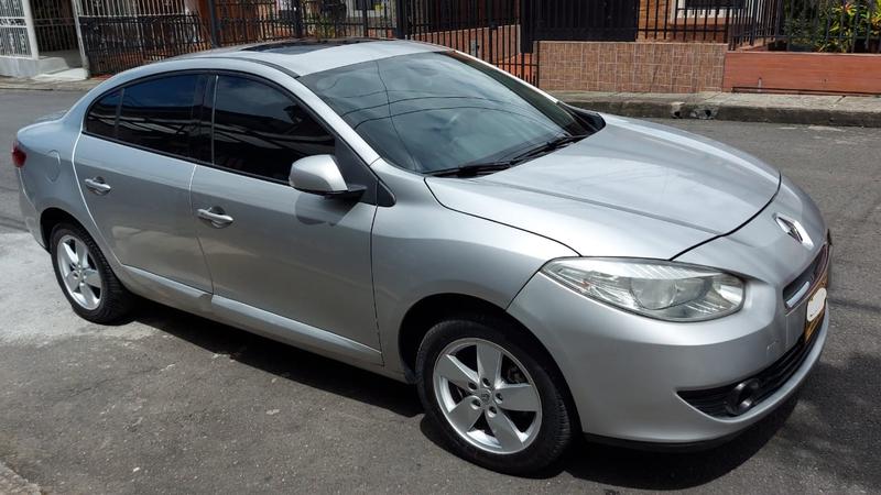 Renault Fluence • 2012 • 130,000 km 9