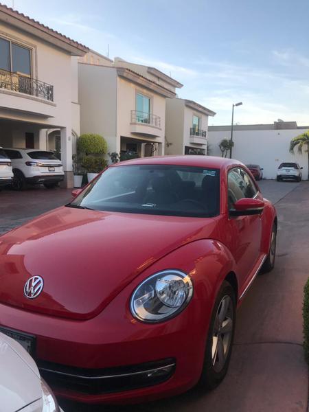 Volkswagen Beetle • 2016 • 17,000 km 1