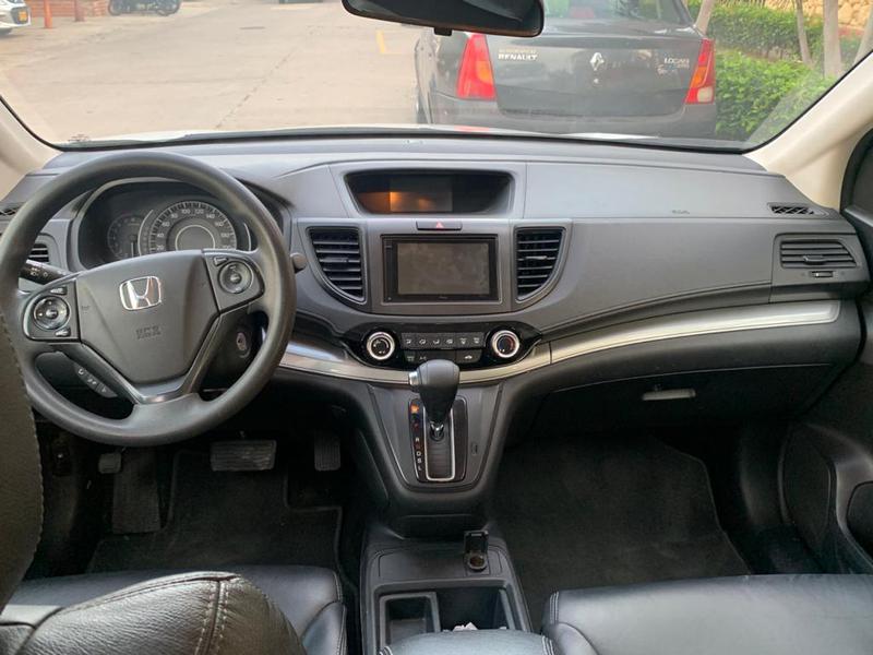 Honda CR-V • 2015 • 90,000 km 9