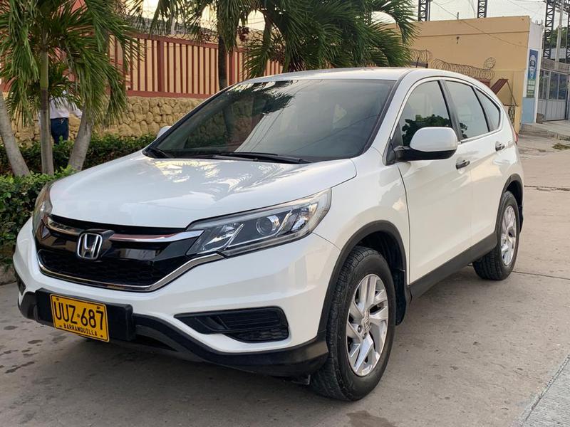 Honda CR-V • 2015 • 90,000 km 4