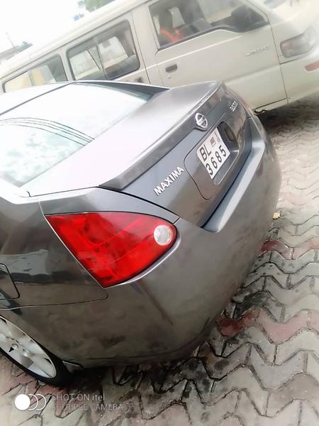 Nissan Maxima • 2004 • 200,000 km 4