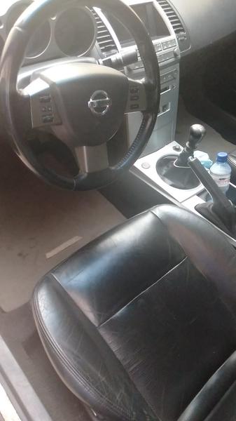 Nissan Maxima • 2004 • 200,000 km 3