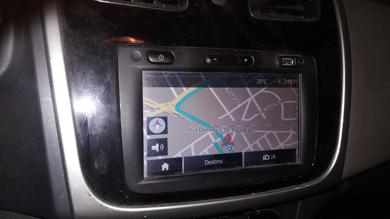 Renault Logan • 2015 • 87 km 12