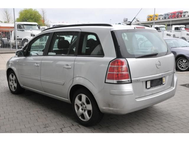Opel Zafira • 2018 • 40,000 km 4