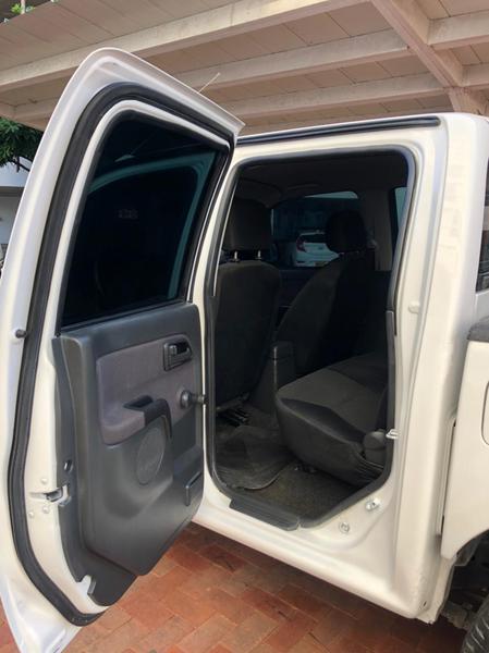 Chevrolet Luv • 2012 • 160,000 km 9