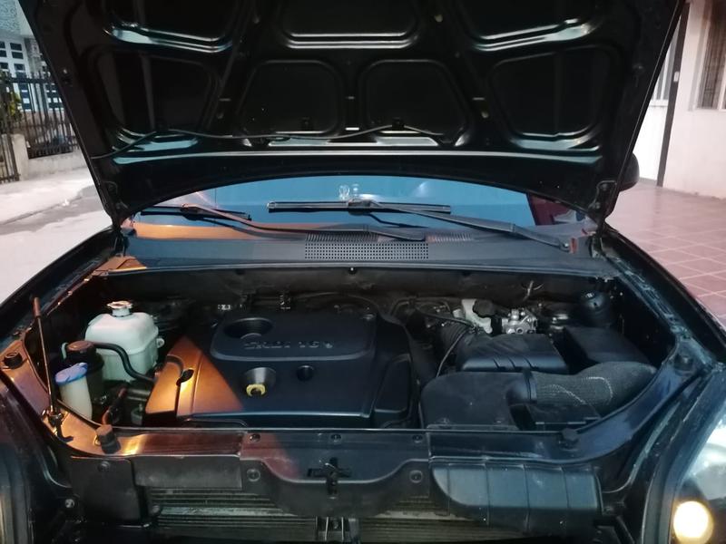 Hyundai Tucson • 2010 • 161,300 km 12