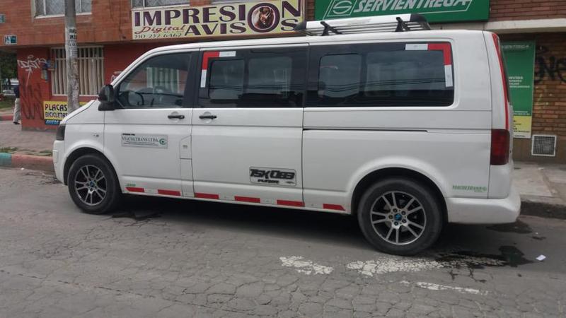 Volkswagen T5 Transporter Shuttle • 2013 • 210,000 km 3