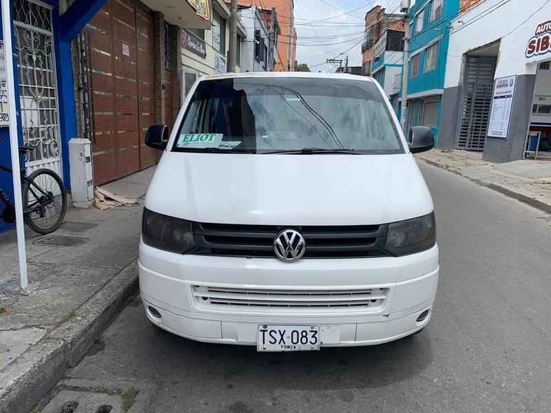 Volkswagen T5 Transporter Shuttle • 2013 • 210,000 km 5