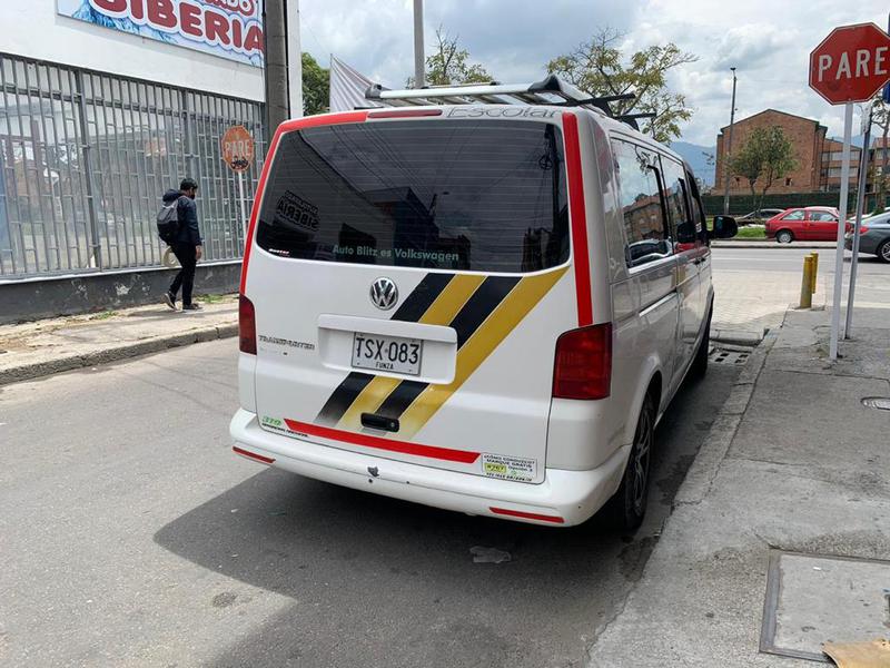 Volkswagen T5 Transporter Shuttle • 2013 • 210,000 km 8