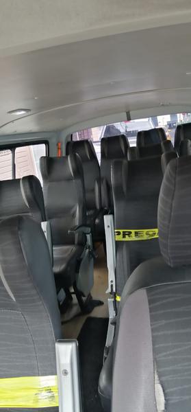 Volkswagen T5 Transporter Shuttle • 2013 • 210,000 km 2