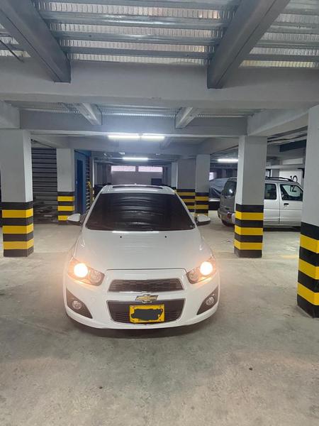 Chevrolet Sonic • 2016 • 64,400 km 2