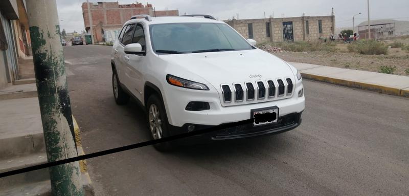 Jeep Cherokee • 2018 • 47,000 km 4
