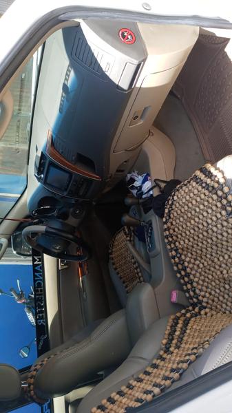 Toyota Fortuner • 2011 • 147,000 km 3