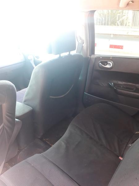 Renault Mégane • 2005 • 15,500 km 2