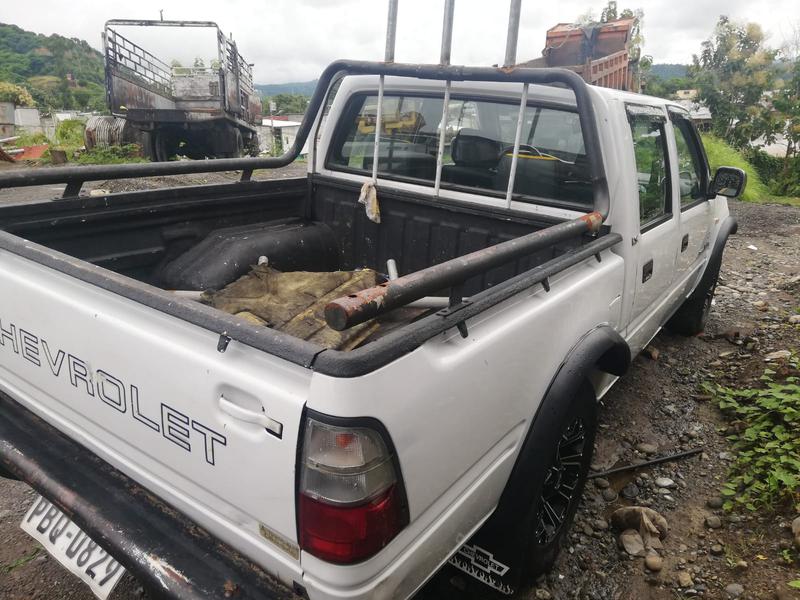 Chevrolet Luv • 2003 • 246,755 km 4