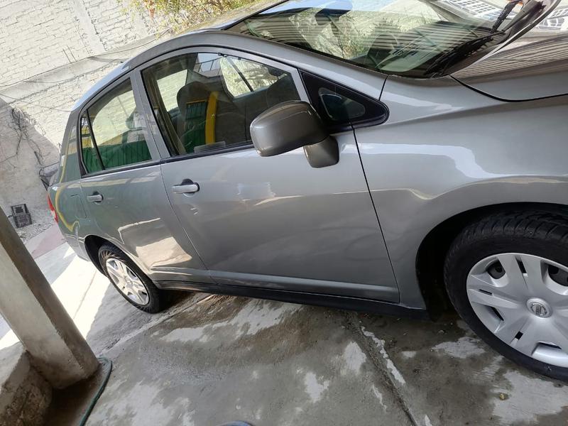 Nissan Tiida • 2012 • 120,000 km 3