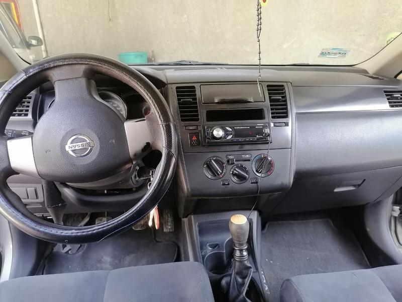 Nissan Tiida • 2012 • 120,000 km 5