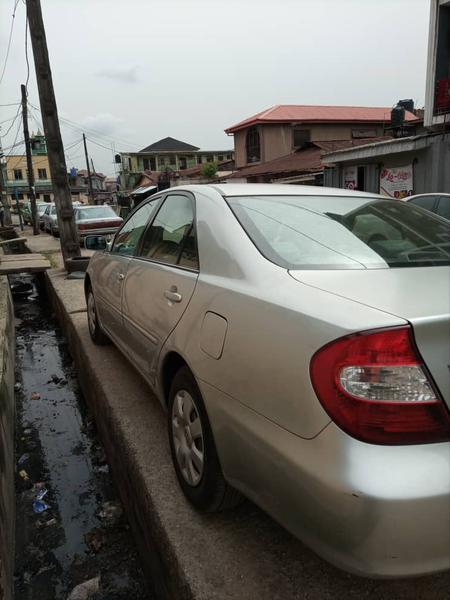 Toyota Camry • 2002 • 192,000 km 2