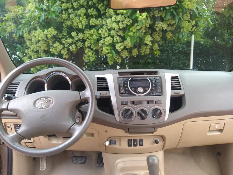 Toyota Fortuner • 2011 • 97,000 km 8