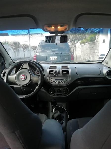 Fiat Siena • 2013 • 83,000 km 4