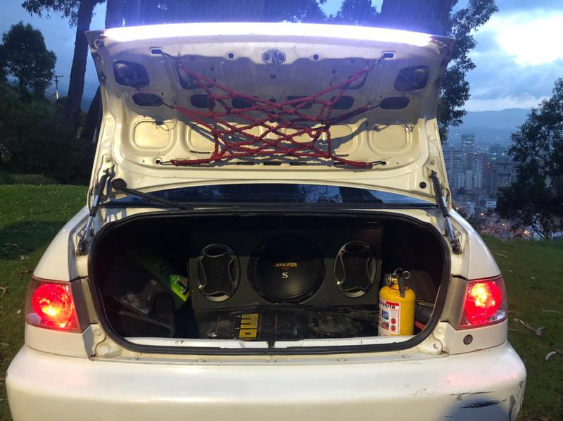 Honda Civic • 1993 • 182,400 km 21