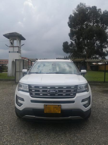Ford Explorer • 2016 • 44,000 km 1