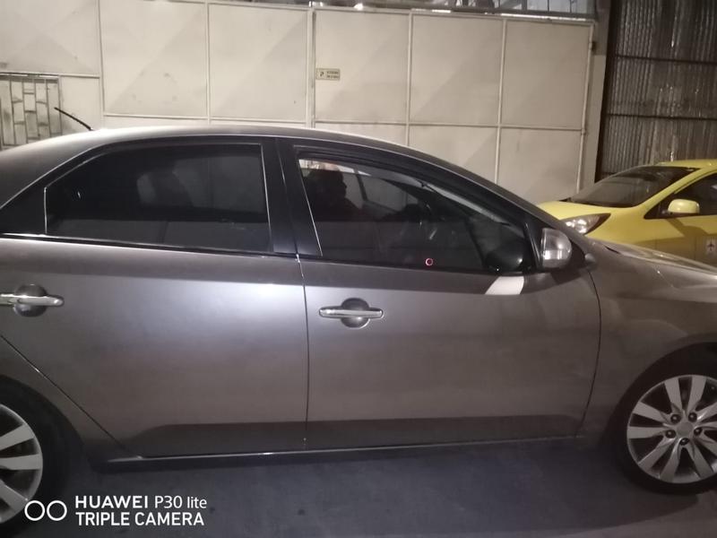 Kia Cerato • 2011 • 75,000 km 3