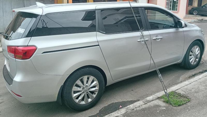 Kia Carnival • 2016 • 104,050 km 10