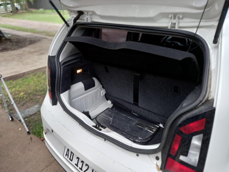 Volkswagen Gol • 2018 • 15,000 km 3