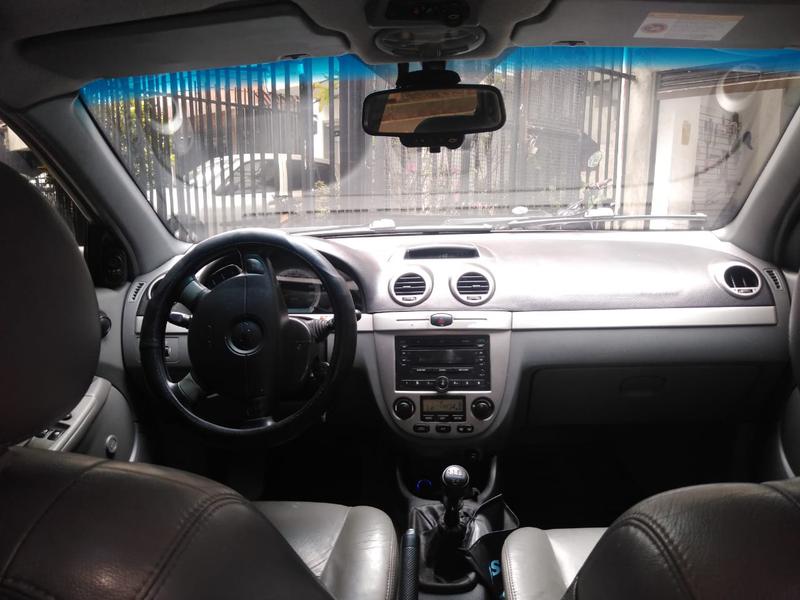 Chevrolet Optra • 2009 • 117,000 km 6